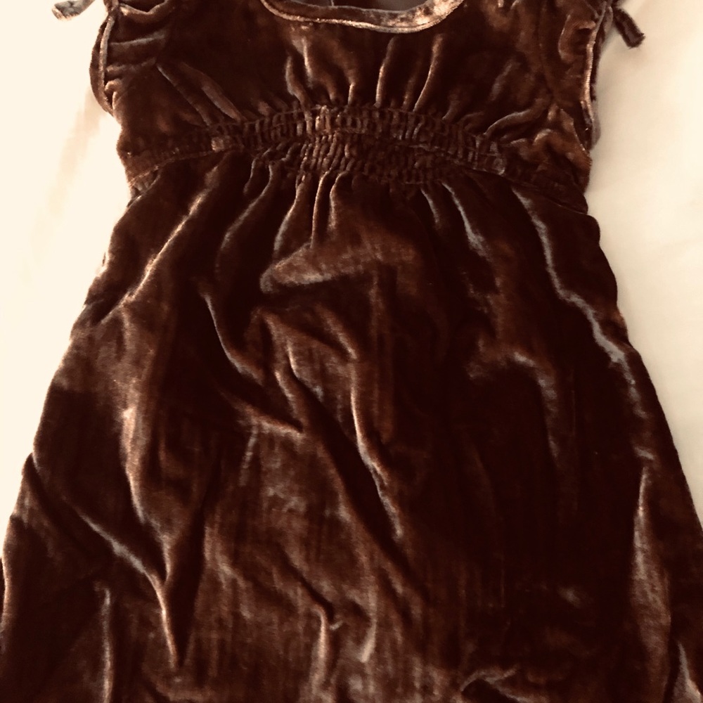 Brown dress